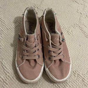 Women’s Blowfish sneakers